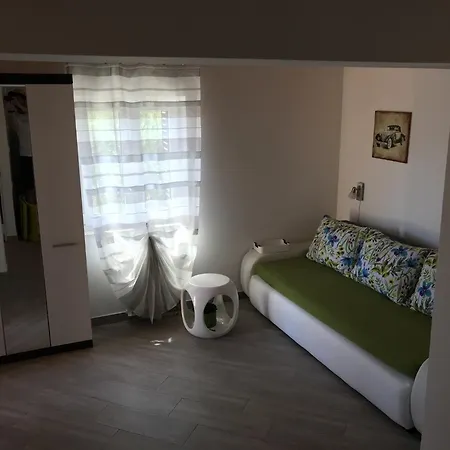 Apartments Mevi Trogir Exterior photo